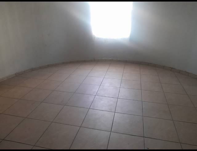 174M² BUILDING FOR SALE IN BO-DORP
